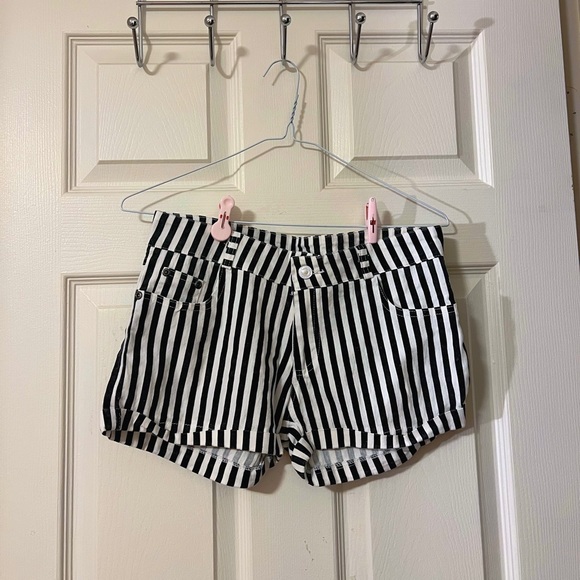 strips shorts (m) - Picture 1 of 1